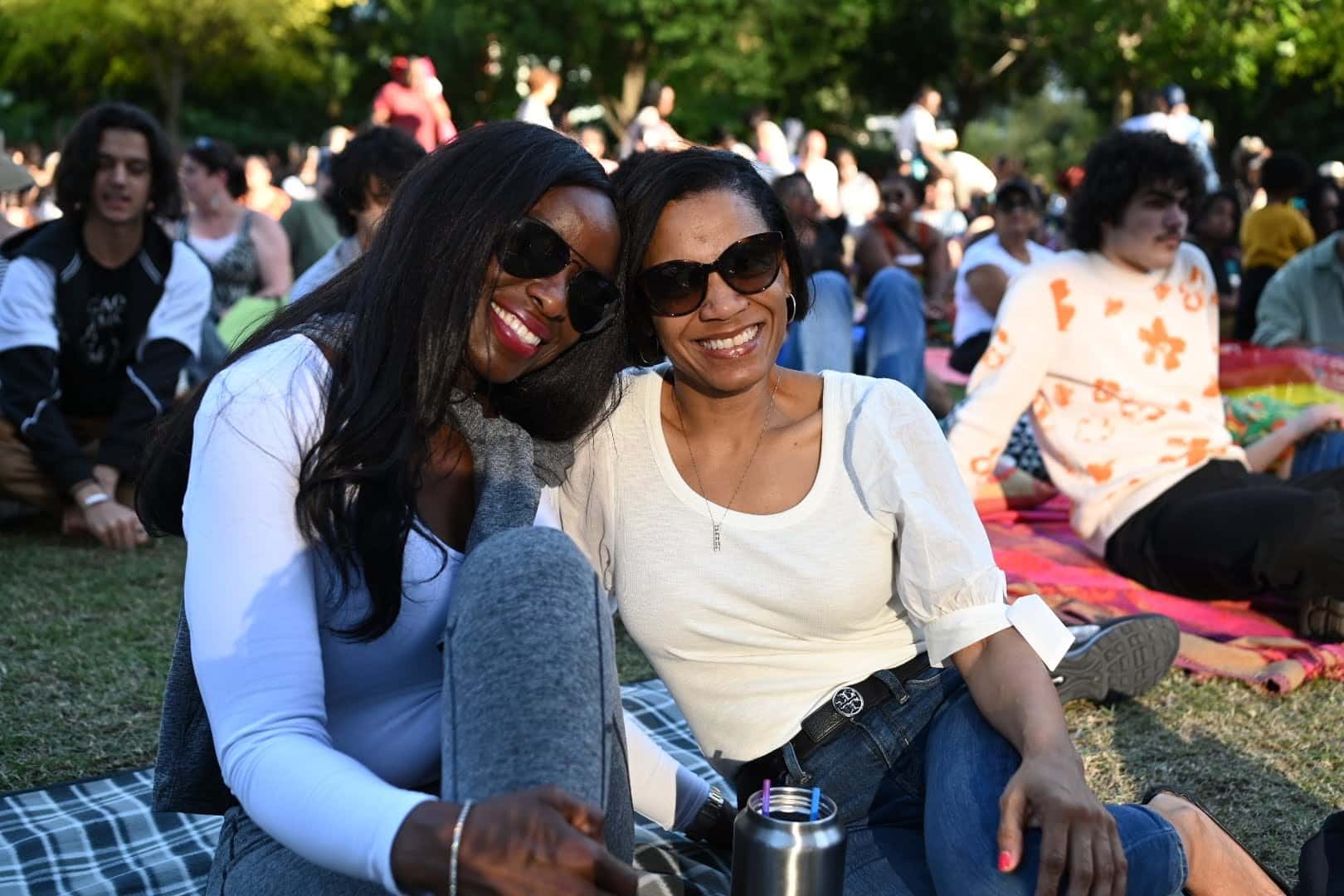 Houstonians are seen enjoying a Jazzy Sundays concert with Jason Moran at Discovery Green. Photo by Jamaal Ellis.